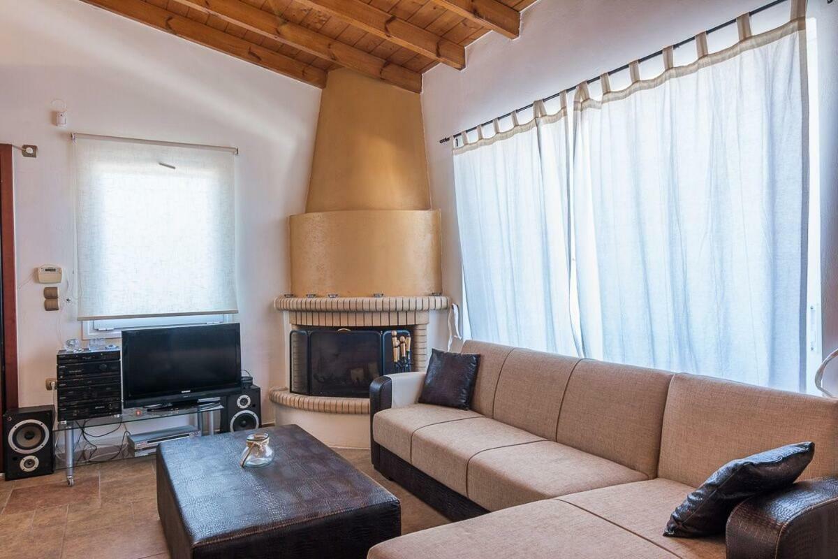 House Next To The Sea Villa Ermioni Exterior photo